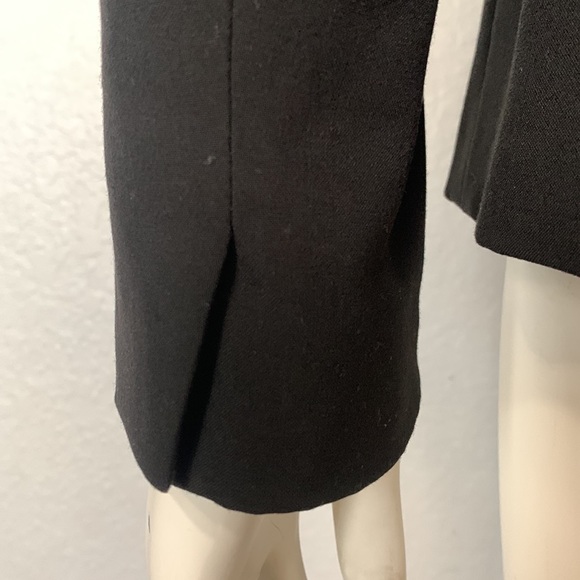 Black Blazer Classic, Axcess by Liz Claiborne Size 4, the One. Trust me. - Picture 4 of 8